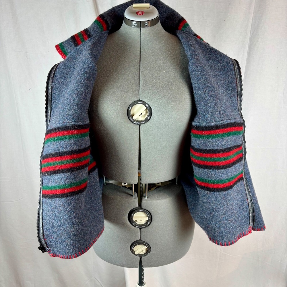 Handmade Gray Stripe Bog Jacket Zip Up from Pendleton Wool Blanket  | Woman's XL - Picture 8 of 15